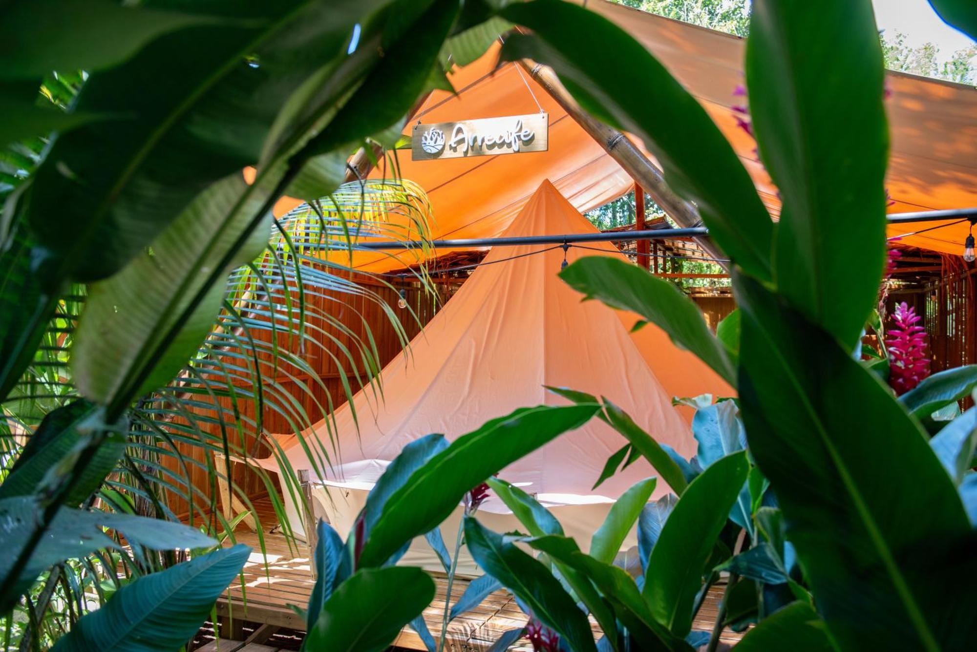 Seren Glamping (Adults Only) อูวีตา ภายนอก รูปภาพ