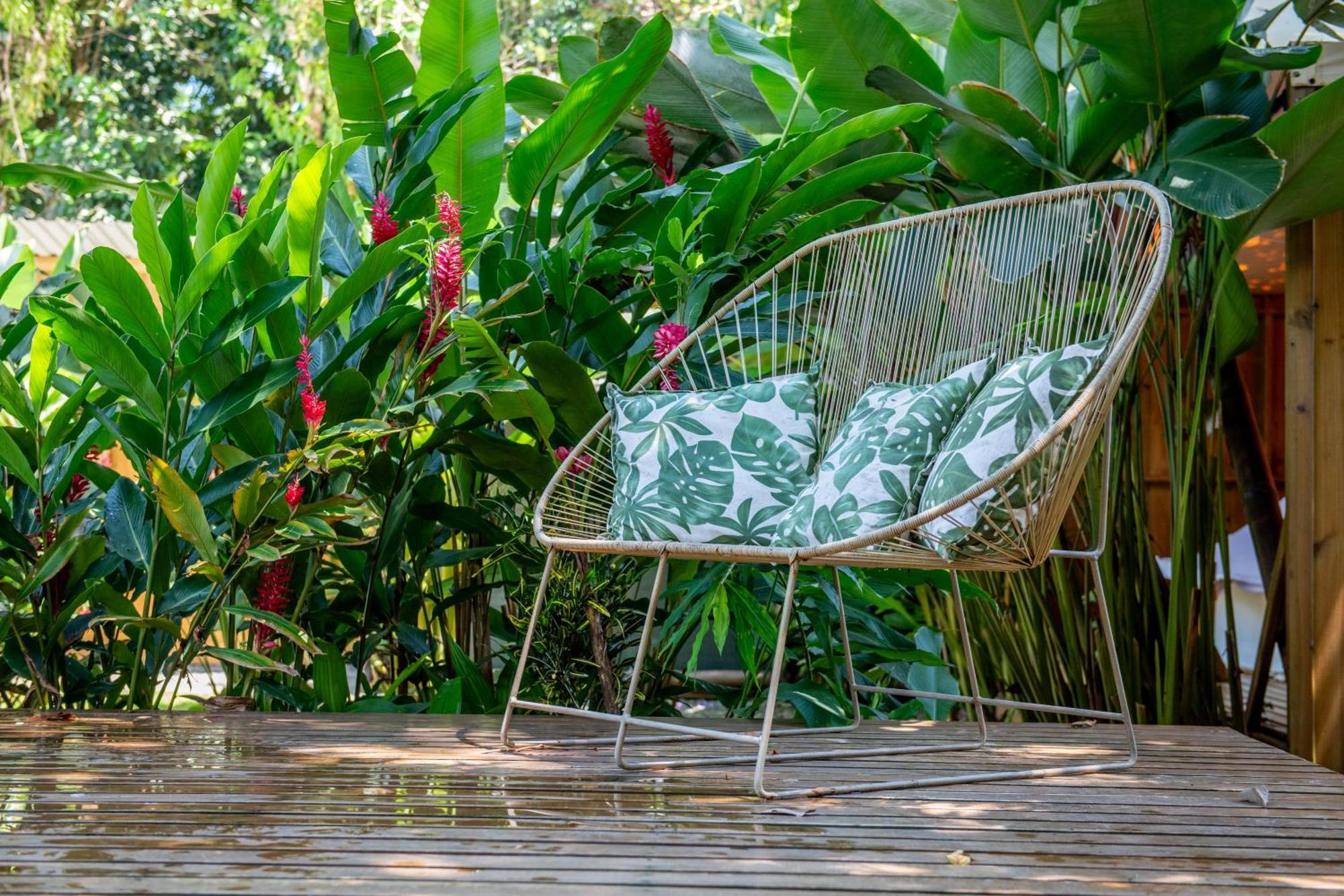 Seren Glamping (Adults Only) อูวีตา ภายนอก รูปภาพ