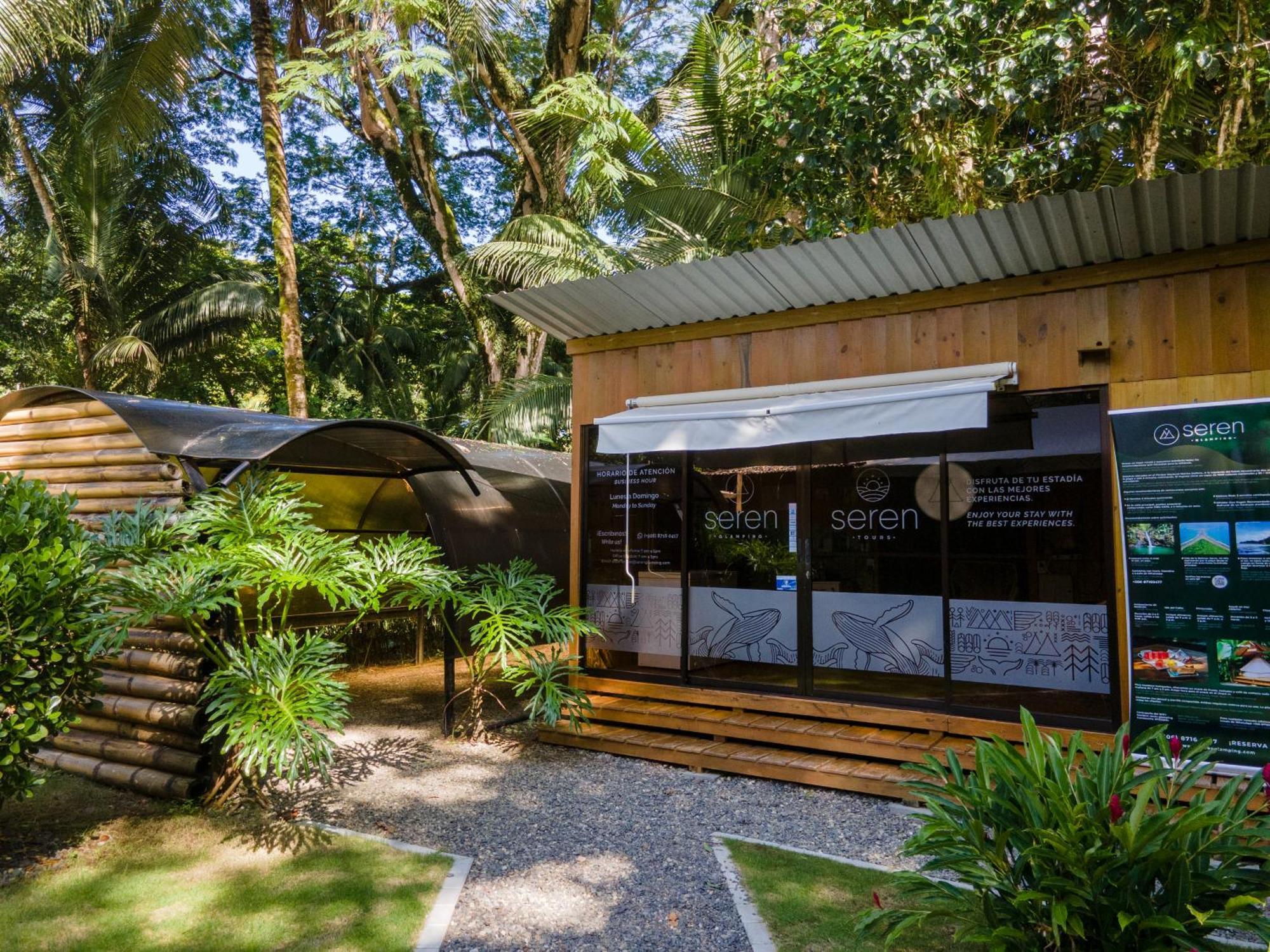 Seren Glamping (Adults Only) อูวีตา ภายนอก รูปภาพ